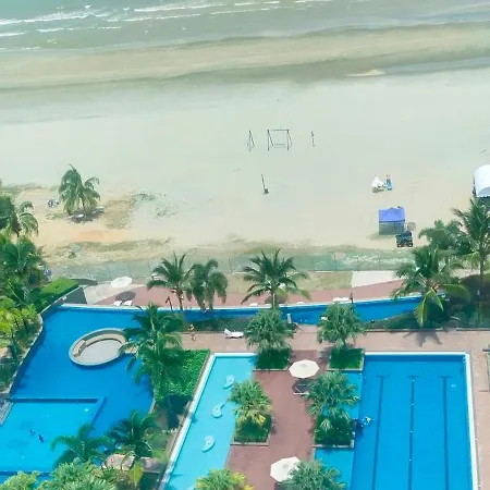 Timur Bay Sea View & Pool View 2Br Family Suite Kampung Saberang Balok Exterior photo