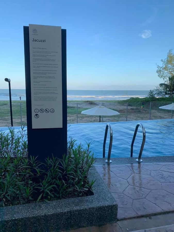 Timur Bay Sea View & Pool View 2br Family Kampung Saberang Balok