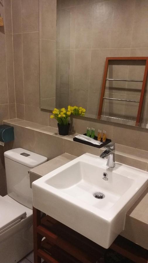 Timur Bay Sea View & Pool View 2br Family *