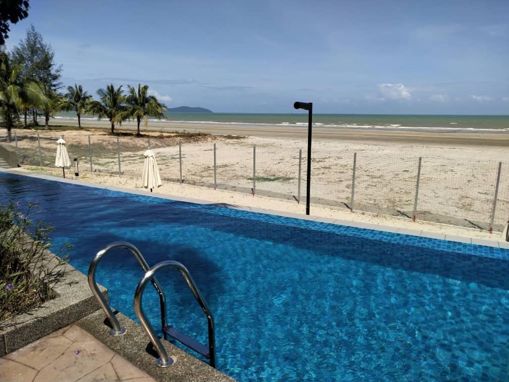 Timur Bay Sea View & Pool View 2br Family Apartment *