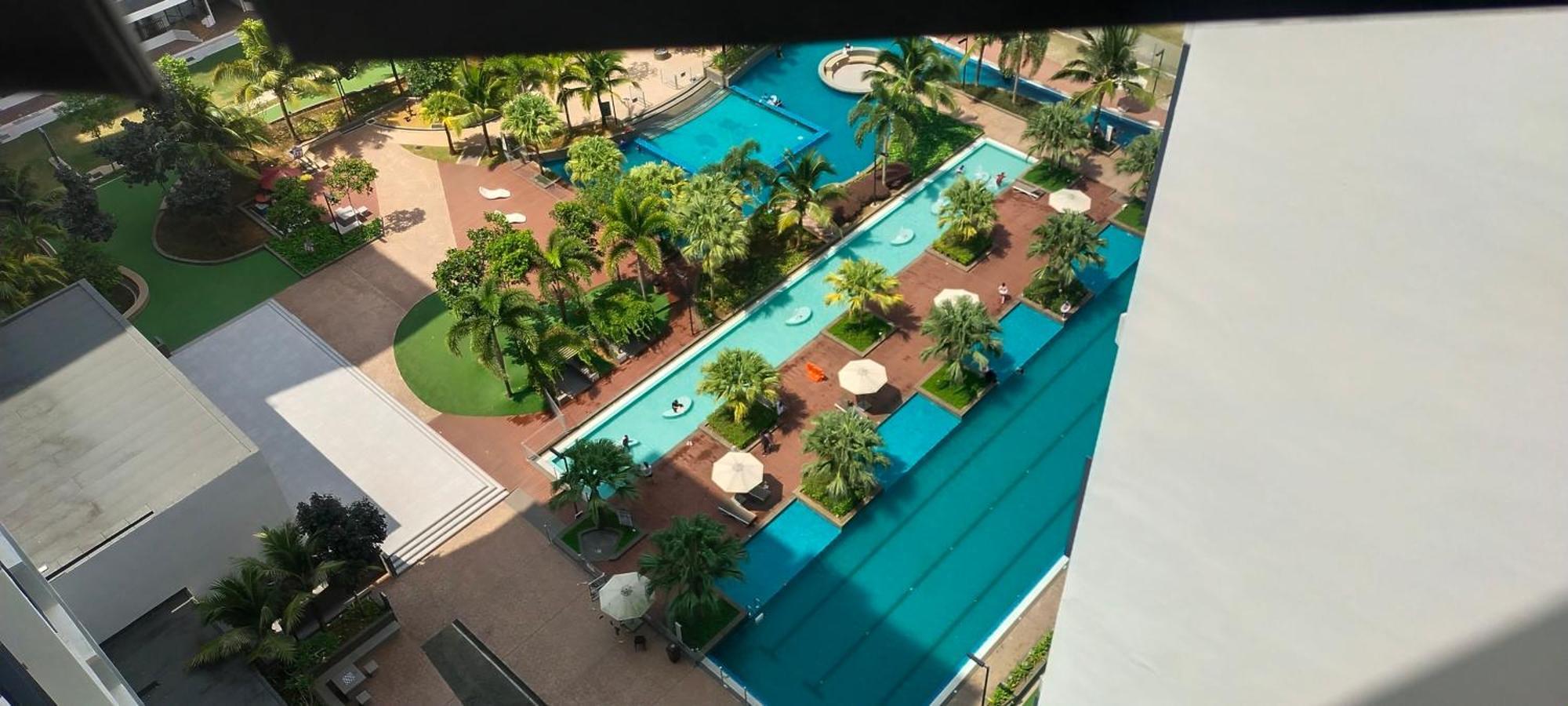 Apartment Timur Bay Sea View & Pool View 2br Family Kampung Saberang Balok